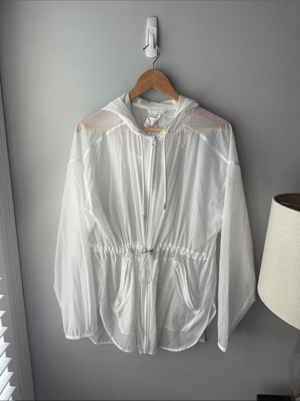 Alo Yoga Cloud Nine Sheer White Cinch Waist Zip Jacket